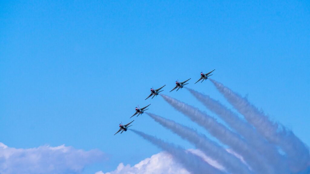 jet, air force, military, airshow, f16, aircraft, f-16, us, aviation, falcon, fighter, formation, flying, f16, f16, f16, f16, f16, f-16